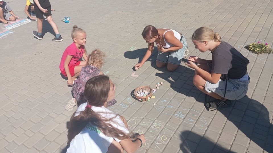 Вот и подошло к концу самое замечательное, веселое, долгожданное и радостное время года, наступила пора прощаться с летом Вот и подошло к концу самое замечательное, веселое, долгожданное и радостное время года, наступила пора прощаться с летом