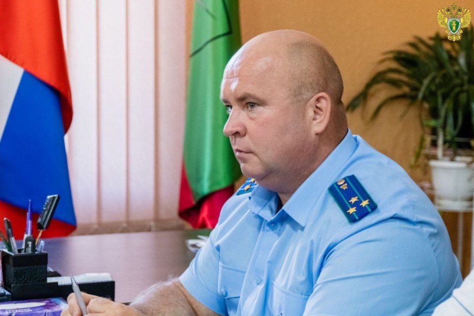 Прокурор города Мелитополя и представители городской администрации провели совместный прием жителей Новенского сельского поселения