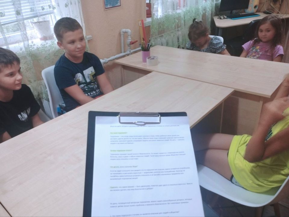 Ежегодно, 3 сентября, в России отмечается День Солидарности в борьбе с терроризмом Ежегодно, 3 сентября, в России отмечается День Солидарности в борьбе с терроризмом