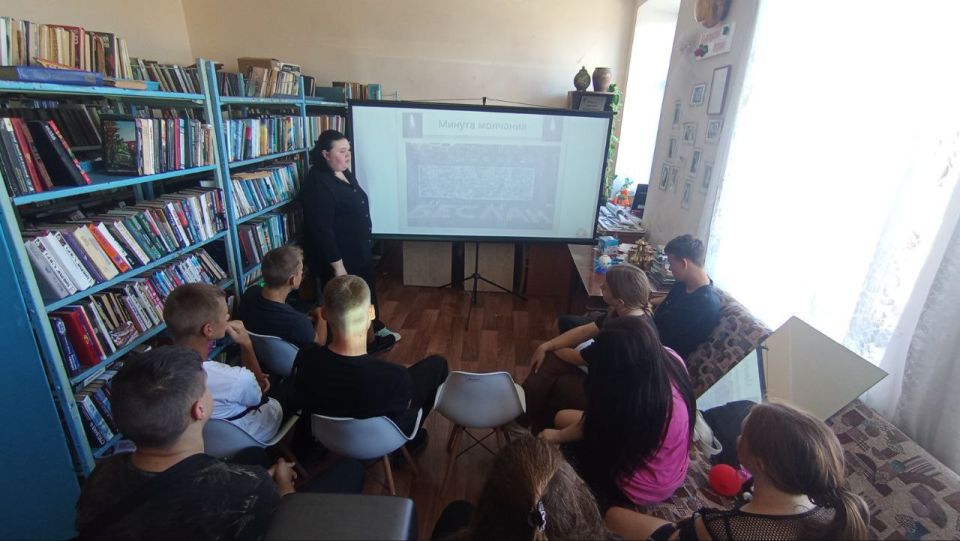 В Ботиевской сельской библиотеке прошло значимое мероприятие — Информационный час «Наш мир без терроризма» В Ботиевской сельской библиотеке прошло значимое мероприятие — Информационный час «Наш мир без терроризма»