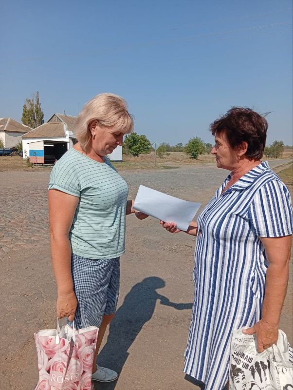 " Терроризму - нет! ". В рамках, Дня солидарности в борьбе с терроризмом, который отмечают в России 3 сентября, сотрудники Шевченковского Дома культуры провели акцию " Терроризму- нет! ". Участникам напомнили о трагических... " Терроризму - нет! ". В рамках, Дня солидарности в борьбе с терроризмом, который отмечают в России 3 сентября, сотрудники Шевченковского Дома культуры провели акцию " Терроризму- нет! ". Участникам напомнили о трагических...