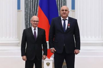 Запорожское региональное отделение партии «Единая Россия» поздравляет заместителя Губернатора Запорожской области, члена Президиума регионального политического совета Артура Саидова с вручением высокой государственной...