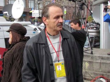 В Сумах убит украинский журналист Александр Тахтай, известный расследованиями коррупции при строительстве оборонительных сооружений в Украине и критикой украинских силовиков — СМИ