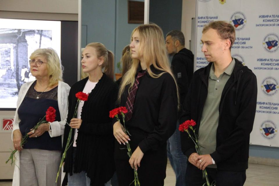 Митинг-реквием, посвященный Дню памяти жертв фашизма, состоялся в Областном центре искусств и народного творчества Митинг-реквием, посвященный Дню памяти жертв фашизма, состоялся в Областном центре искусств и народного творчества