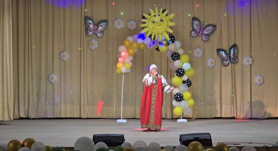 Выражаю огромную благодарность нашей дружной команде! Несмотря на то что концерт прошёл в онлайн режиме мы смогли сделать его ярким и зрелищным Выражаю огромную благодарность нашей дружной команде! Несмотря на то что концерт прошёл в онлайн режиме мы смогли сделать его ярким и зрелищным