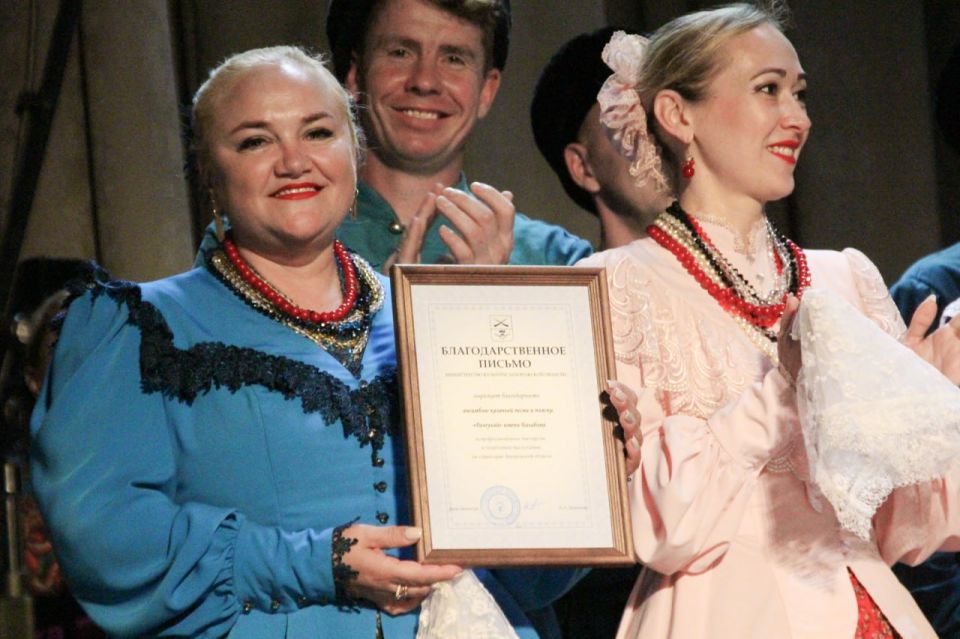 Ансамбль казачьей песни и пляски «Разгуляй» имени С. В. Балабана выступил в Мелитополе Ансамбль казачьей песни и пляски «Разгуляй» имени С. В. Балабана выступил в Мелитополе