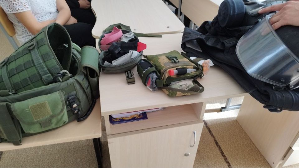 "Урок Мужества" в Анновской школе-детский сад "Урок Мужества" в Анновской школе-детский сад