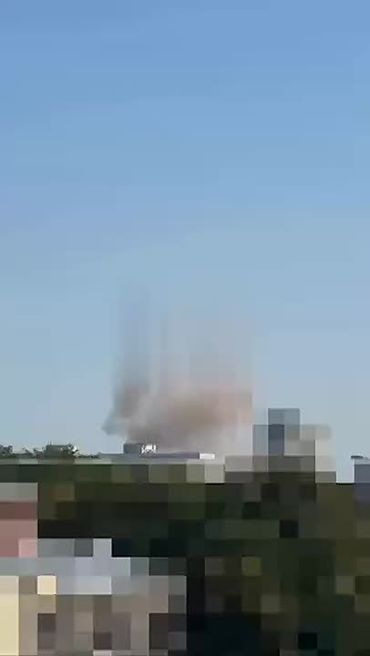 Взрывы в Харькове . Пишут о взрывах в городе