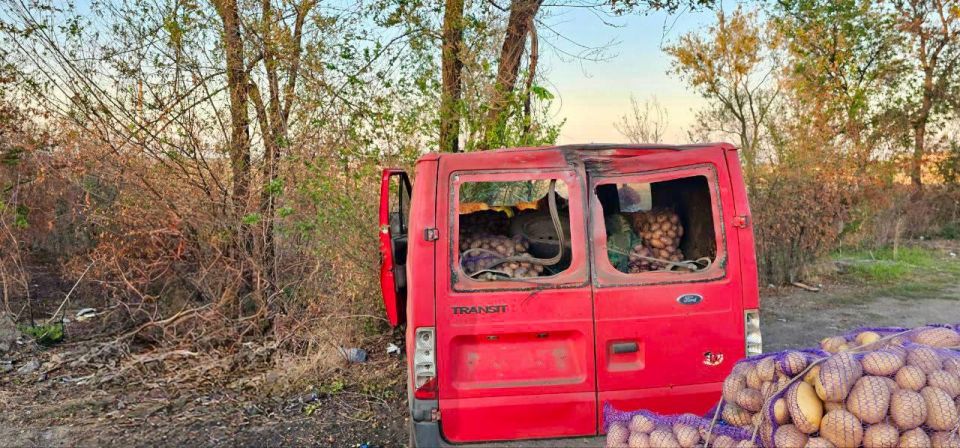 Враг атакует запорожскую Васильевку: разрушена часовня, пострадала женщина Враг атакует запорожскую Васильевку: разрушена часовня, пострадала женщина