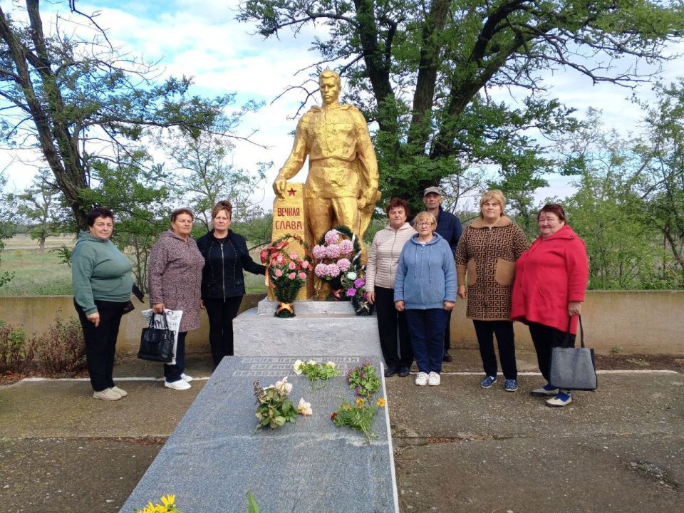 «Уходят годы, остается память» «Уходят годы, остается память»