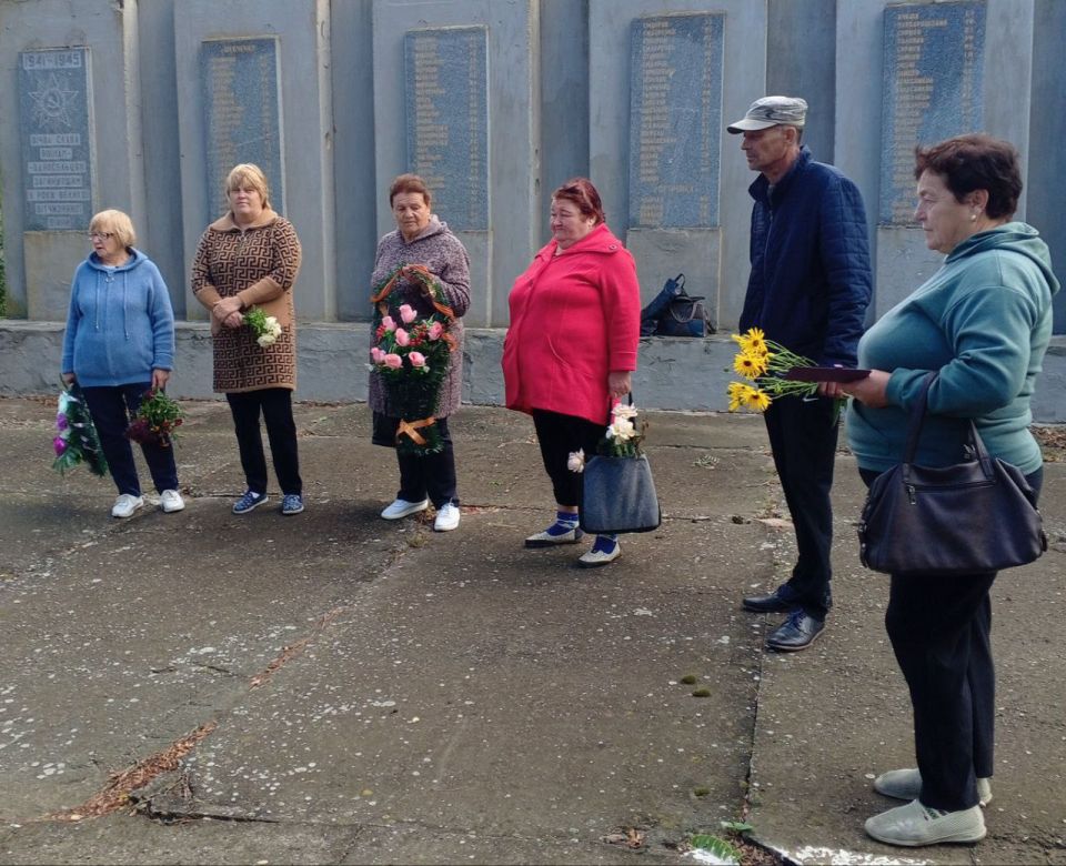 «Уходят годы, остается память» «Уходят годы, остается память»