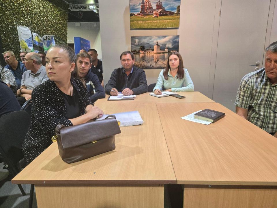 В Минстрое Запорожской области обсудили подготовку Приморского округа к отопительному сезону В Минстрое Запорожской области обсудили подготовку Приморского округа к отопительному сезону