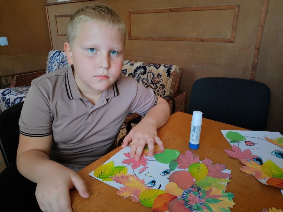 22 сентября в Строгановском доме культуры состоялся осенний мастер-класс «Девушка - Осень» 22 сентября в Строгановском доме культуры состоялся осенний мастер-класс «Девушка - Осень»