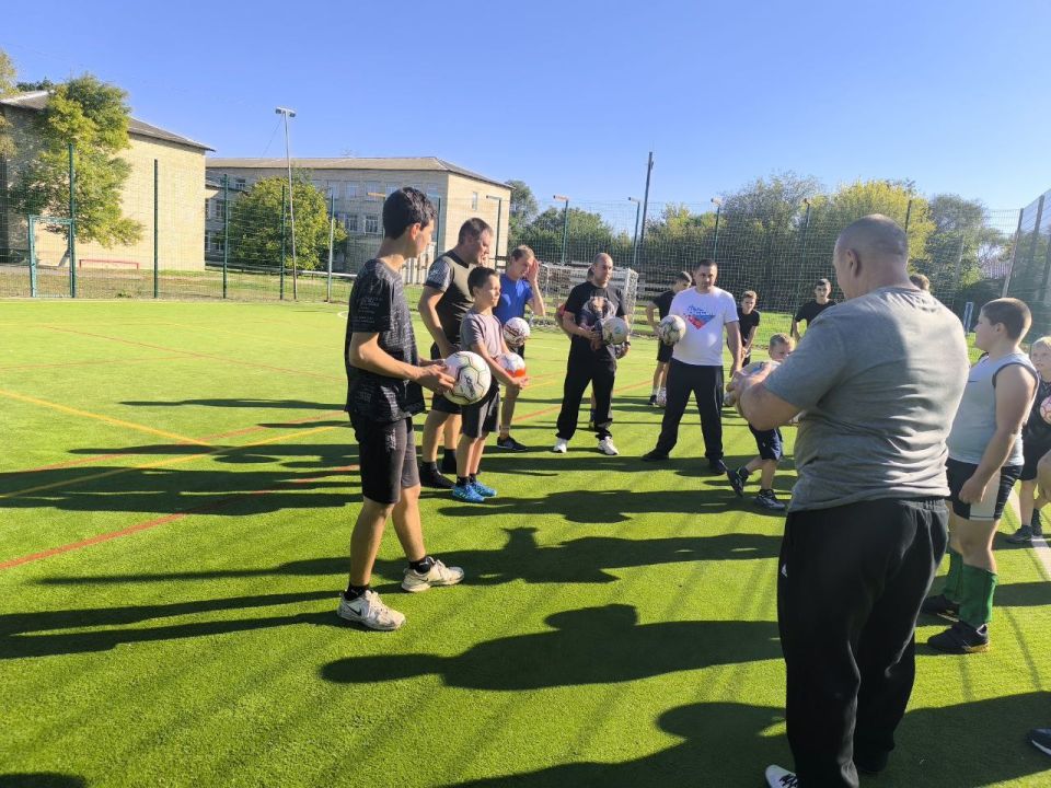 Воспитанники Михайловской ДЮСШ приняли участие в попытке установления всероссийского рекорда Воспитанники Михайловской ДЮСШ приняли участие в попытке установления всероссийского рекорда