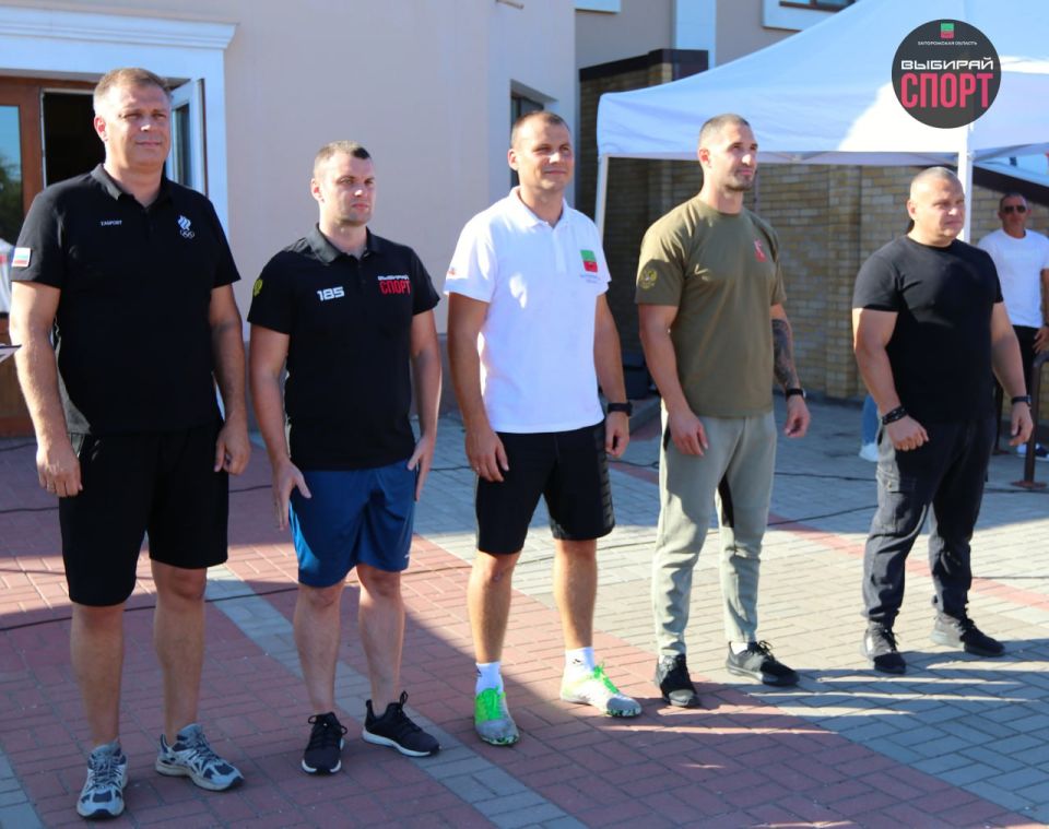 24        :       ,  80-     