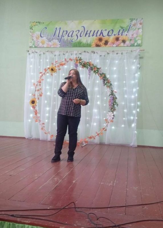 Стало доброй традицией отмечать в начале октября праздник — День пожилых людей Стало доброй традицией отмечать в начале октября праздник — День пожилых людей