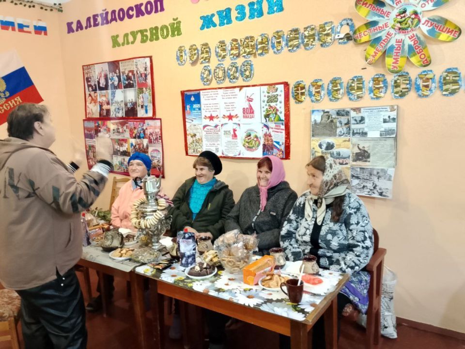 Стало доброй традицией отмечать в начале октября праздник, посвящённый Дню людей почтенного возраста