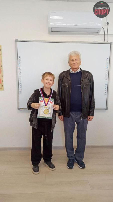 Шахматный блиц-турнир собрал лучших игроков Мелитополя! Шахматный блиц-турнир собрал лучших игроков Мелитополя!