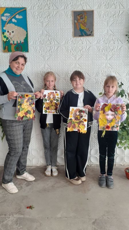 В Чернозёмненском СДК МКУ "Акимовская ЦКС" для ребят проведено интересное занятие на кружке рукоделия В Чернозёмненском СДК МКУ "Акимовская ЦКС" для ребят проведено интересное занятие на кружке рукоделия