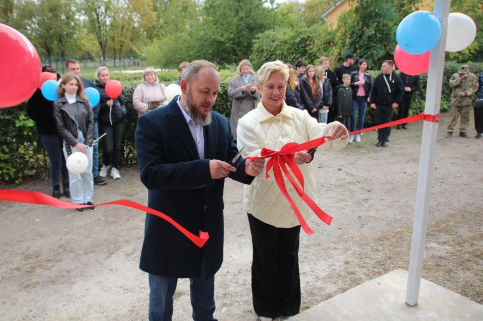 Модернизированная модельная библиотека открылась в поселке Розовка Куйбышевского муниципального округа! Модернизированная модельная библиотека открылась в поселке Розовка Куйбышевского муниципального округа!