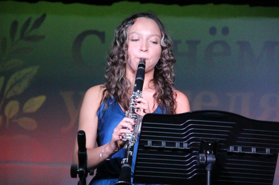 В Мелитопольском колледже культуры и искусств прошёл концерт ко Дню учителя и 85-летию системы СПО В Мелитопольском колледже культуры и искусств прошёл концерт ко Дню учителя и 85-летию системы СПО