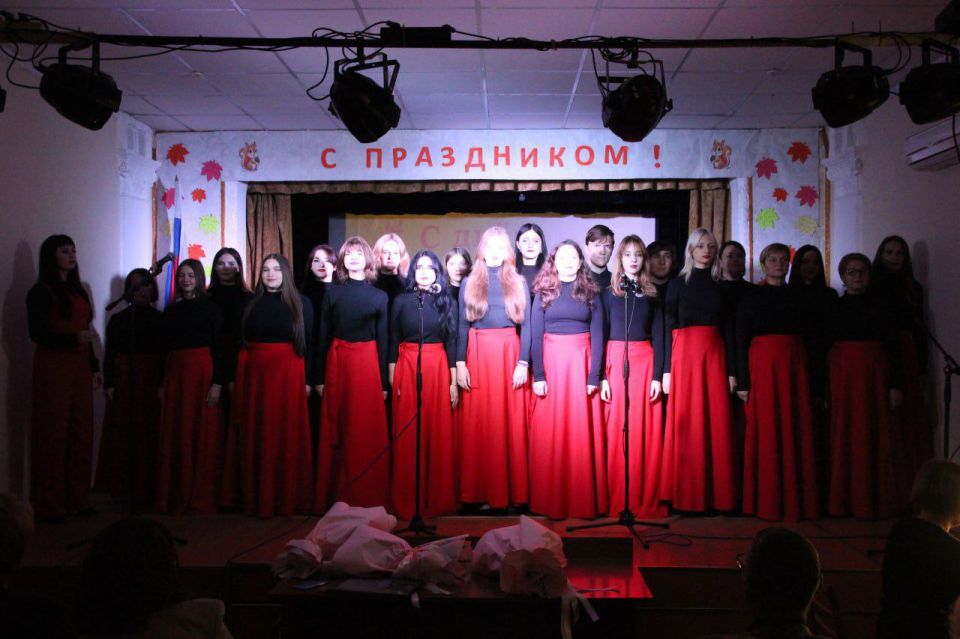 В Мелитопольском колледже культуры и искусств прошёл концерт ко Дню учителя и 85-летию системы СПО В Мелитопольском колледже культуры и искусств прошёл концерт ко Дню учителя и 85-летию системы СПО