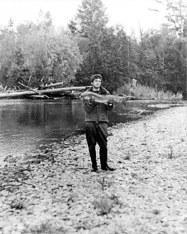 Александр Коц: ВЕЧЕРНИЙ ЗВОН:. потеря уходящего года Александр Коц: ВЕЧЕРНИЙ ЗВОН:. потеря уходящего года