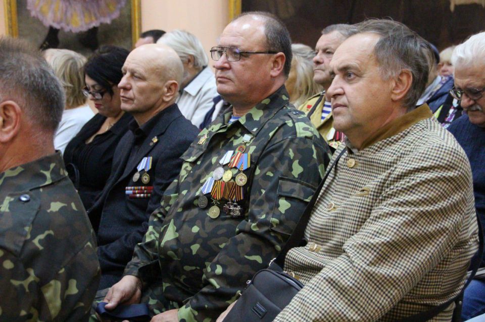 Выставка Запорожского областного отделения «Союза художников России» открылась в Художественном музее им. И. И. Бродского в Бердянске Выставка Запорожского областного отделения «Союза художников России» открылась в Художественном музее им. И. И. Бродского в Бердянске