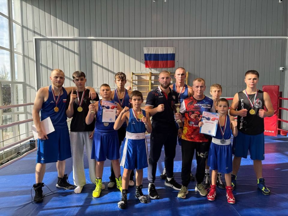 3  2025             , ,      