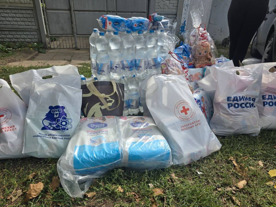 Алёна Трокай: День добрых дел!. Сегодня в Запорожской области прошла акция «День добрых дел», приуроченная ко Дню рождения Президента Российской Федерации Владимира Владимировича Путина Алёна Трокай: День добрых дел!. Сегодня в Запорожской области прошла акция «День добрых дел», приуроченная ко Дню рождения Президента Российской Федерации Владимира Владимировича Путина