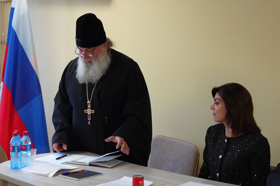 В Энергодаре прошел круглый стол с представителями духовенства «Духовные основы культуры: от теории к практике совместных проектов»