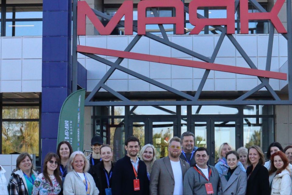 В центре созидания "Маяк" (г.Бердянск) состоялся образовательный интенсив Президентского фонда культурных инициатив для молодёжи и их наставников Запорожской области