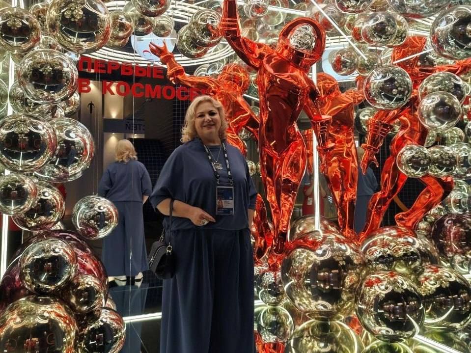 Представитель Министерства культуры Запорожской области принял участие во II Международном симпозиуме «Создавая будущее» в Москве Представитель Министерства культуры Запорожской области принял участие во II Международном симпозиуме «Создавая будущее» в Москве