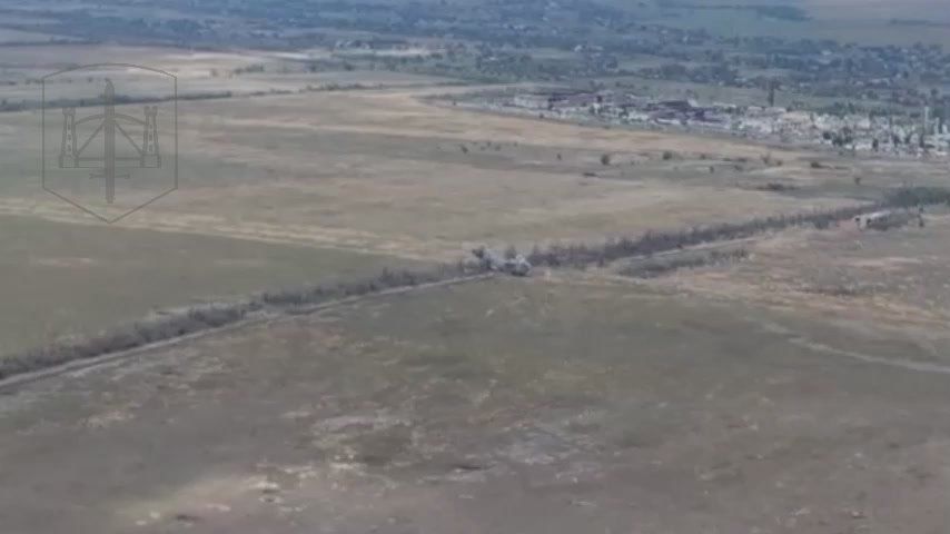 Операторы дронов и артиллерия 4 военной базы продолжают уничтожать противника на Запорожском направлении в р-не н.п. Малая Токмачка