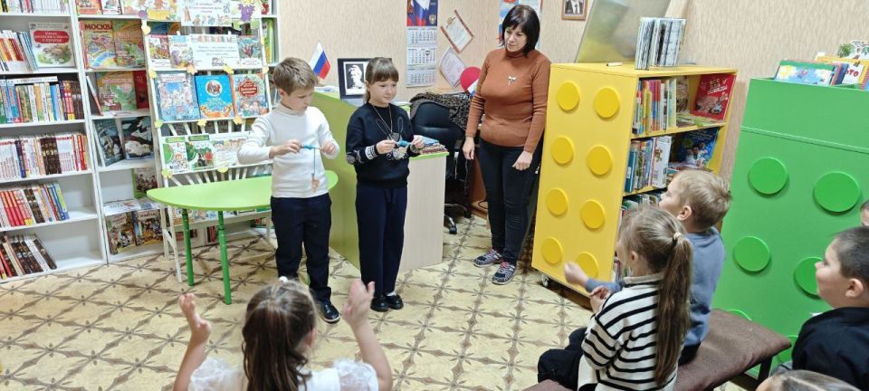 "Читайте ! И пусть в вашей жизни не будет ни одного дня, когда бы вы не прочли хоть одной странички из новой книги ". К.Г. Паустовский "Читайте ! И пусть в вашей жизни не будет ни одного дня, когда бы вы не прочли хоть одной странички из новой книги ". К.Г. Паустовский