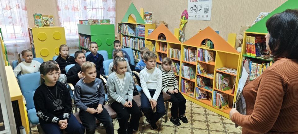 "Читайте ! И пусть в вашей жизни не будет ни одного дня, когда бы вы не прочли хоть одной странички из новой книги ". К.Г. Паустовский "Читайте ! И пусть в вашей жизни не будет ни одного дня, когда бы вы не прочли хоть одной странички из новой книги ". К.Г. Паустовский