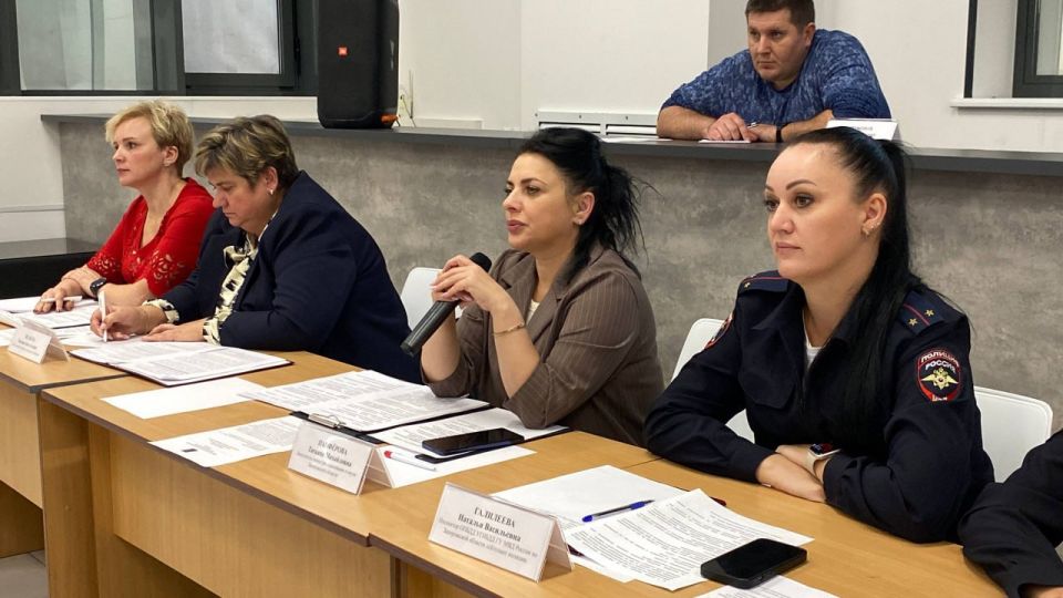 Сотрудники Госавтоинспекции Запорожской области приняли участие в заседании регионального родительского комитета Сотрудники Госавтоинспекции Запорожской области приняли участие в заседании регионального родительского комитета