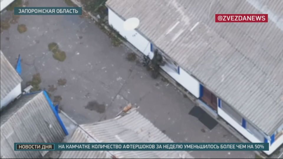 Как сообщает телеканал "Звезда", к званию Героя России представлен штурмовик Мио из 60-й отдельной мотострелковой бригады группировки войск "Восток"