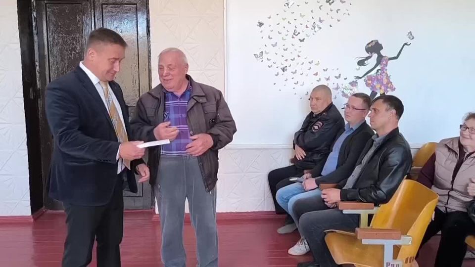 В селе Таврийское с рабочим визитом побывал глава Акимовского муниципального округа Александр Трудоношин