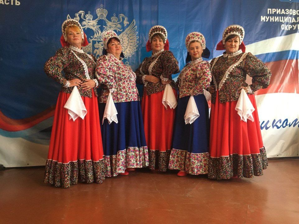 14 октября коллективы Надеждинского сельского Дома культуры приняли участие в концерте,посвящённом Дню Приазовского района 14 октября коллективы Надеждинского сельского Дома культуры приняли участие в концерте,посвящённом Дню Приазовского района