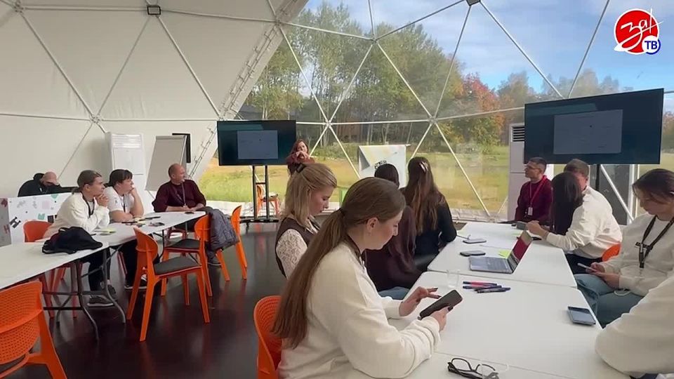 Выпускающий редактор телеканала «За!ТВ» Мирослава Бутенко принимает участие в тематическом образовательном заезде «МедиаНаставник»