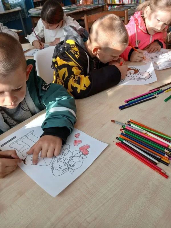 В учреждениях культуры Акимовского муниципального района активно ведётся подготовка к празднованию Дня отца В учреждениях культуры Акимовского муниципального района активно ведётся подготовка к празднованию Дня отца