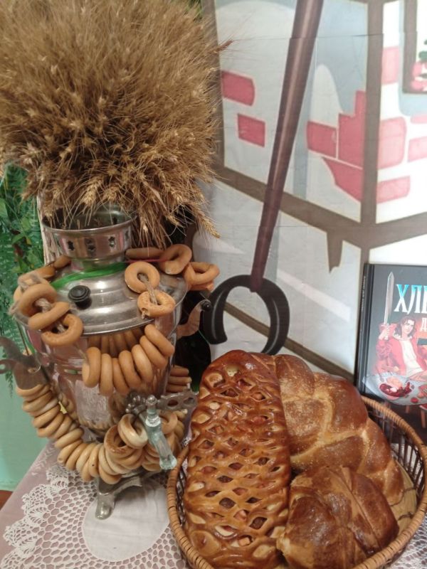 «Слава хлебу на столе!». Ежегодно, 16 октября, отмечается Всемирный день хлеба «Слава хлебу на столе!». Ежегодно, 16 октября, отмечается Всемирный день хлеба