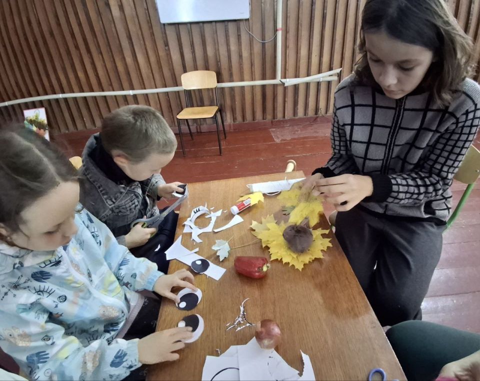 "Овощ с грядки мы сорвем и поделку соберем" "Овощ с грядки мы сорвем и поделку соберем"