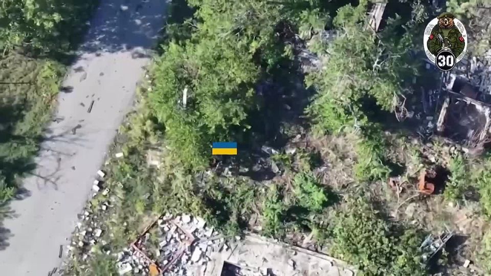 Бойцы 30 бригады устроили засаду на всушников в жилой застройке Покровска