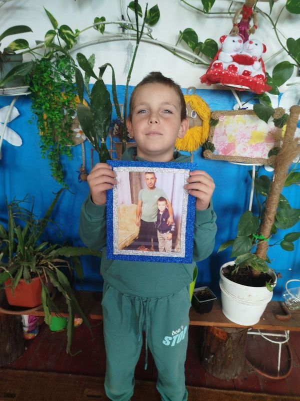 В СК.с Солёное организован интересный мастер-класс, посвященный Дню отца В СК.с Солёное организован интересный мастер-класс, посвященный Дню отца