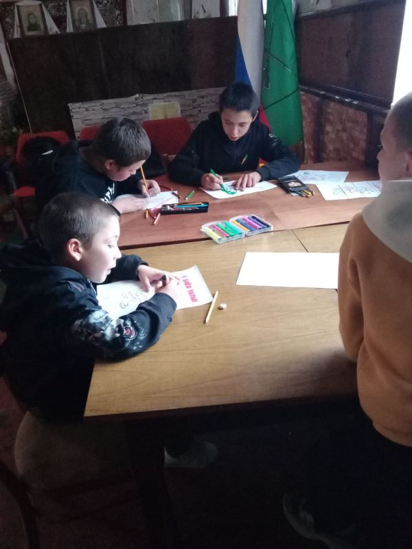 Сегодня 19 октября в России День отца Сегодня 19 октября в России День отца