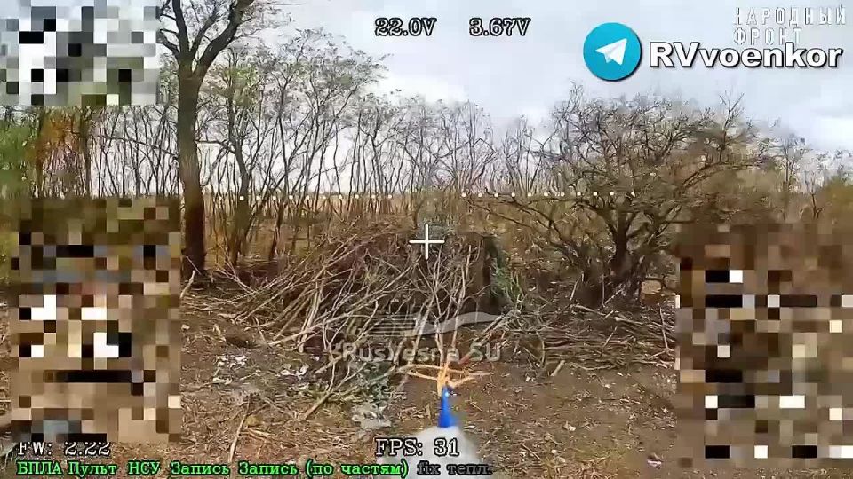 4-я база сжигает артиллерию врага, наступая на запорожский Орехов