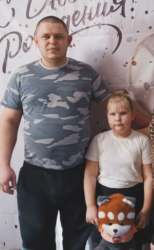 В рамках празднования Дня отца в Ботиевской библиотеке состоялась увлекательная онлайн-фотоакция «Папа рядом — счастье в кадре!» В рамках празднования Дня отца в Ботиевской библиотеке состоялась увлекательная онлайн-фотоакция «Папа рядом — счастье в кадре!»