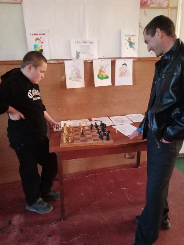 Сегодня 19 октября в России День отца Сегодня 19 октября в России День отца